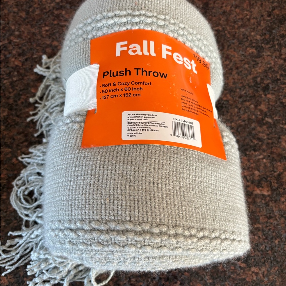 Plush Throw Blanket - Soft Gray/Mint